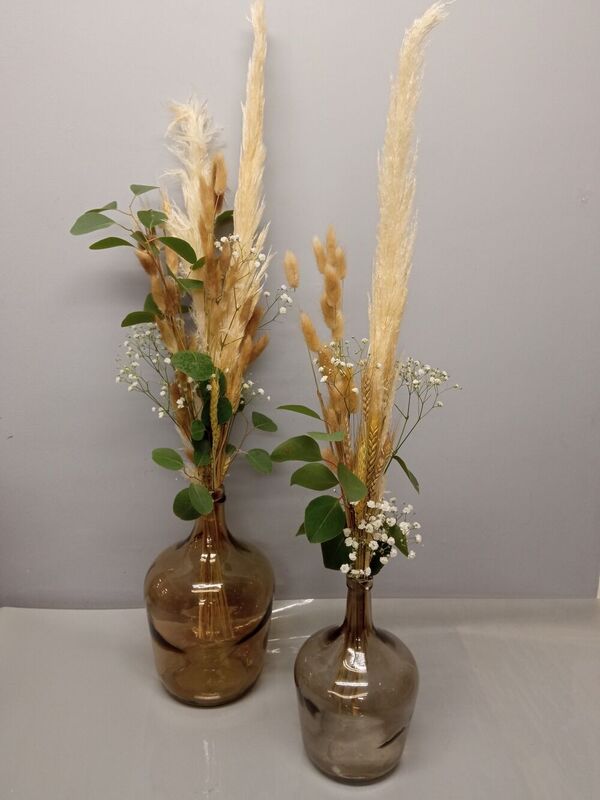 D&eacute;coration de table fleurs s&eacute;ch&eacute;es et eucalyptus