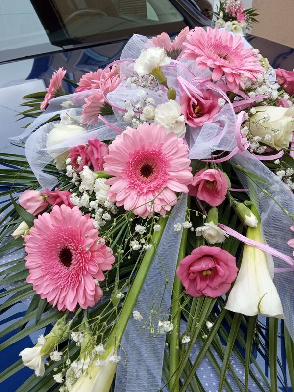 D&eacute;coration floral pour voiture