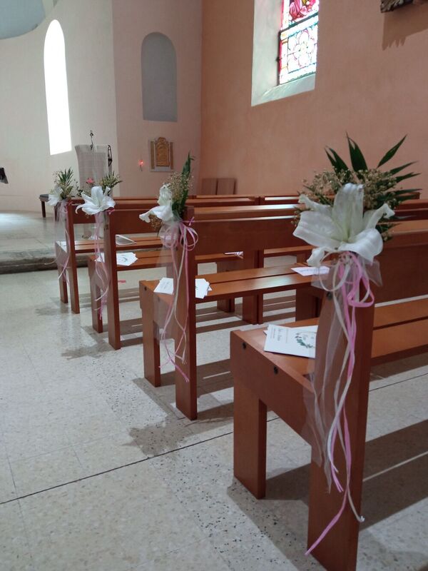 Habillage de banc pour lieu de culte