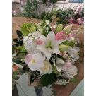 Bouquet dans les tons p&acirc;les