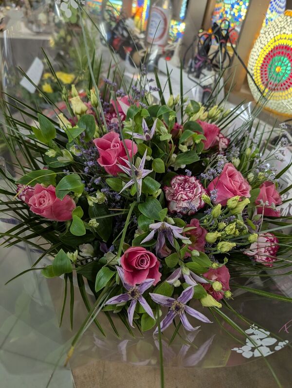 Bouquet de fleurs coup&eacute;es