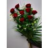 Bouquet de roses rouges grandes tiges et gypsophile